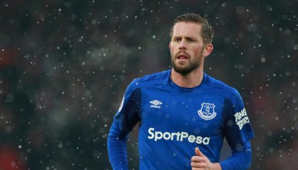 九游-观众体验升级：智能座椅与虚拟观战的完美结合，智能化座椅